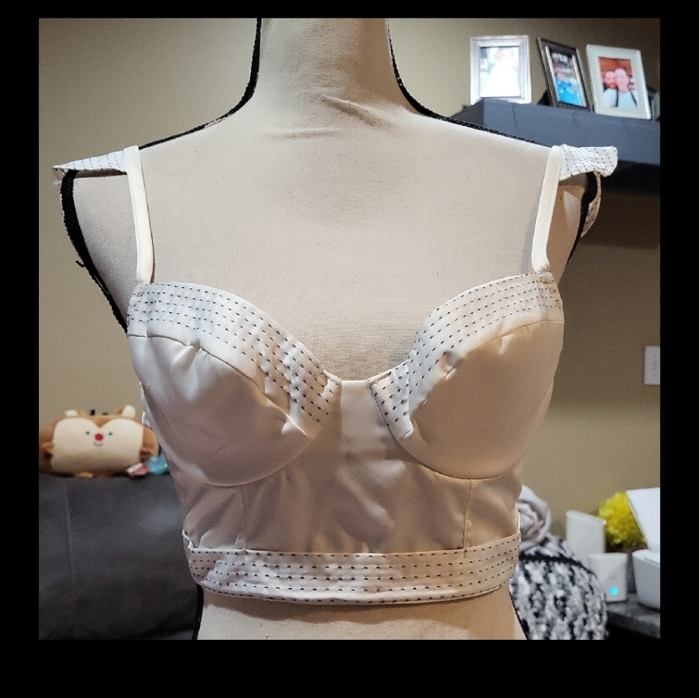 Victoria's Secret Sexy Little Things Bra